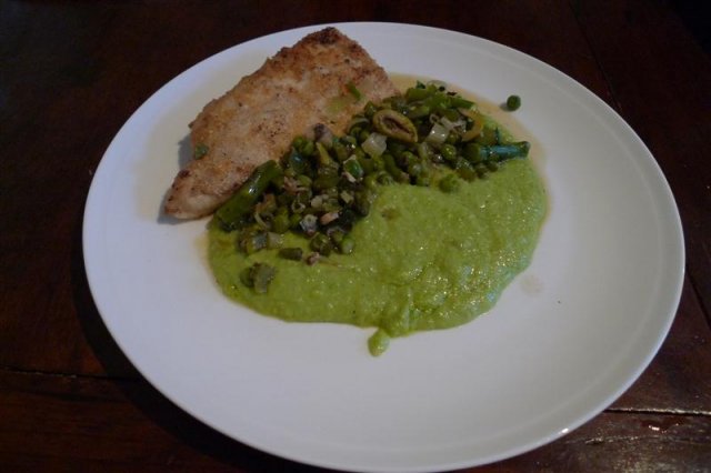 Fish with asparagus sauce and broad bean puree